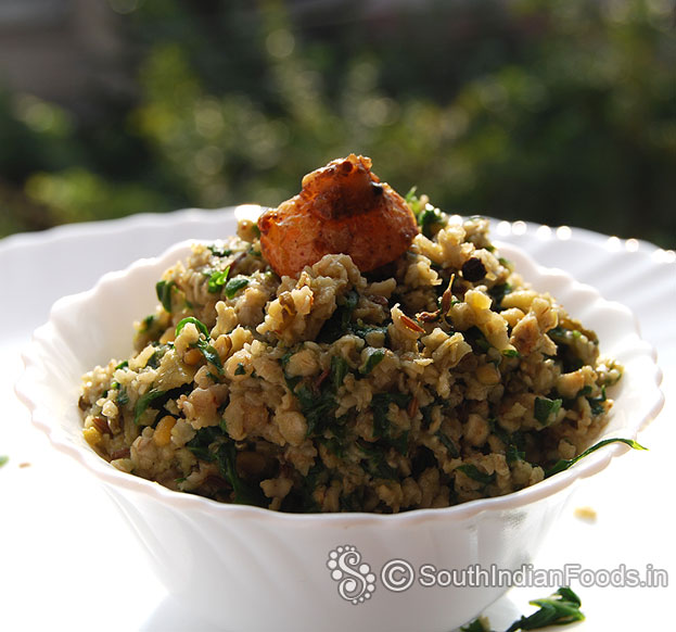 Instant oats and spinach
