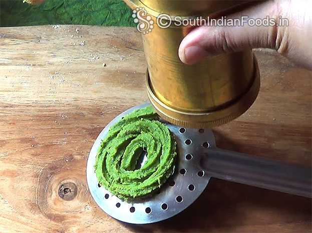 Squeeze over the ladle