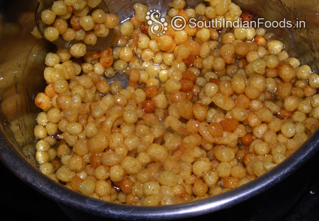 Leave this mixture for 5 min