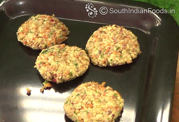 Raw thattai payaru vada is ready