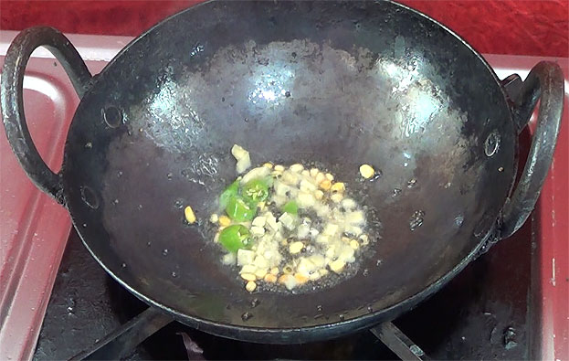 Add gigner & green chilli