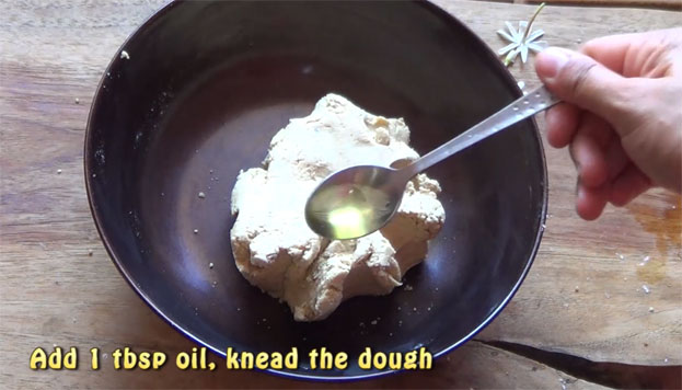 Add 1 tbsp oil, knead it, keep it aside