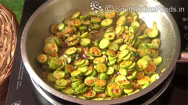 Kovakkai poriyal / Tindora stir fry