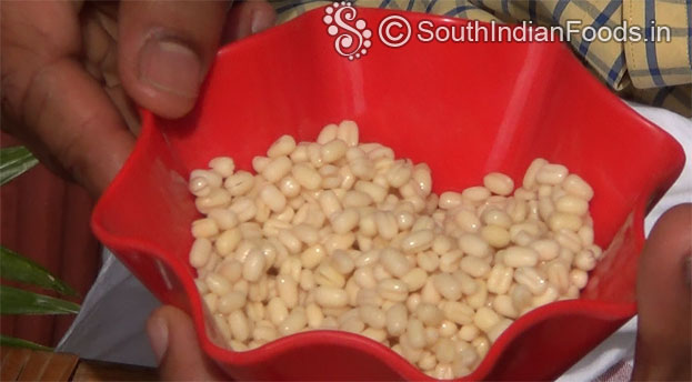 Wash & soak urad dal for 3 hours