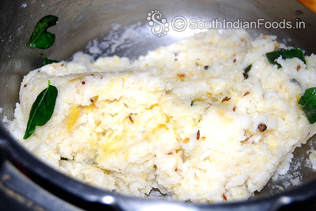 Perfectly textured ven pongal