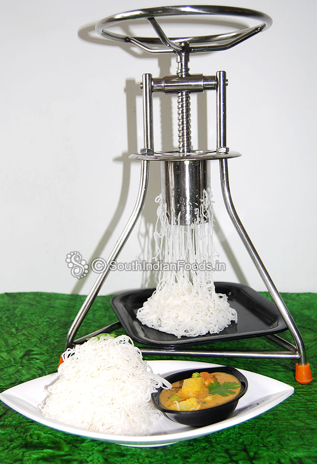 Idiyappam maker