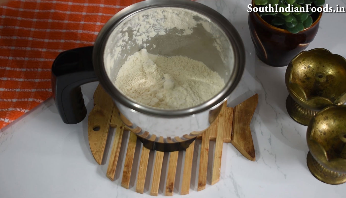 Idli Arisi Thenkuzhal murukku10 