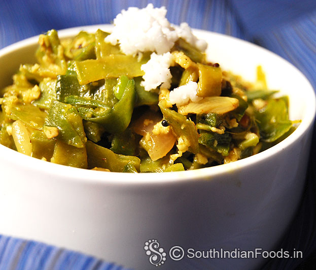 Broad beans stir-fry