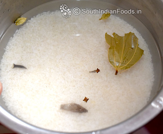 Heat 4 cups of water, add cinnamon, cloves, cardamom & bay leaves 