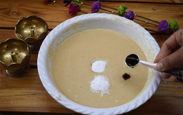 Instant eggless rava cake step 12