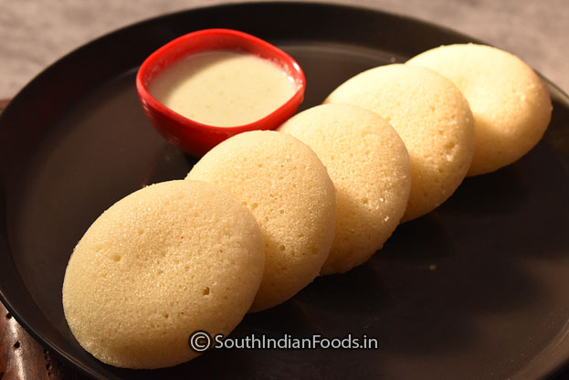 Instant Rava Idli