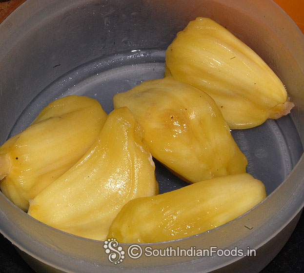 Take 6 to 7 jackfruit
