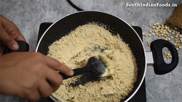 Pottukadalai laddu ingredients- Roasted gram, sugar, cashew nuts, raisins & cardamom