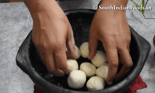 jaggery paal poli recipe step 19