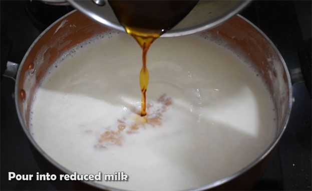 In a bowl add curd, cardamom, sugar