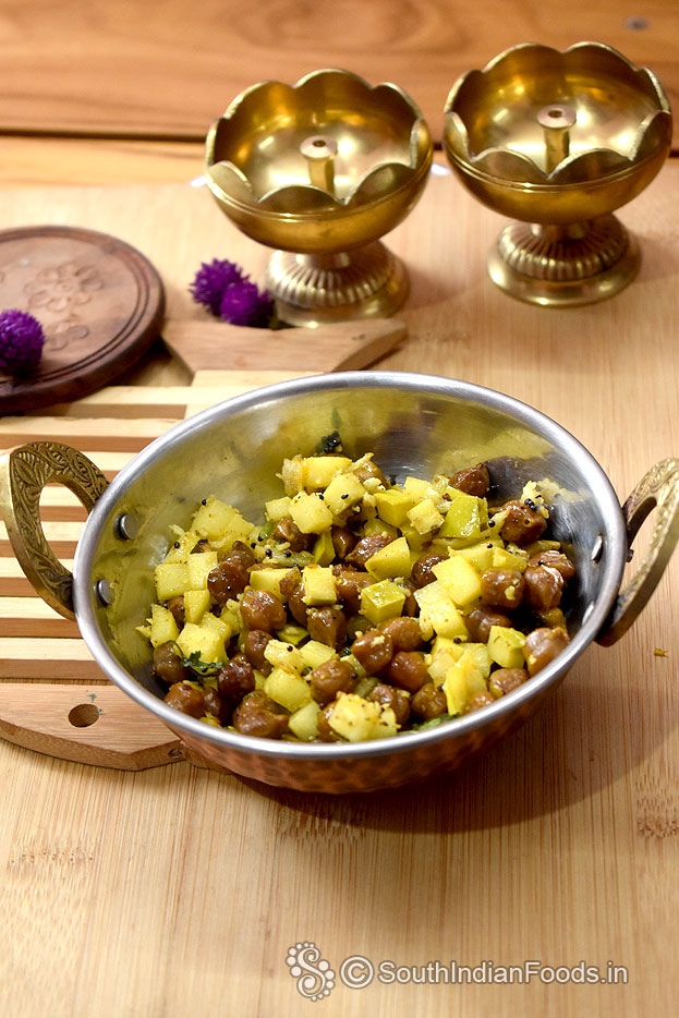 Kala chana mango sundal
