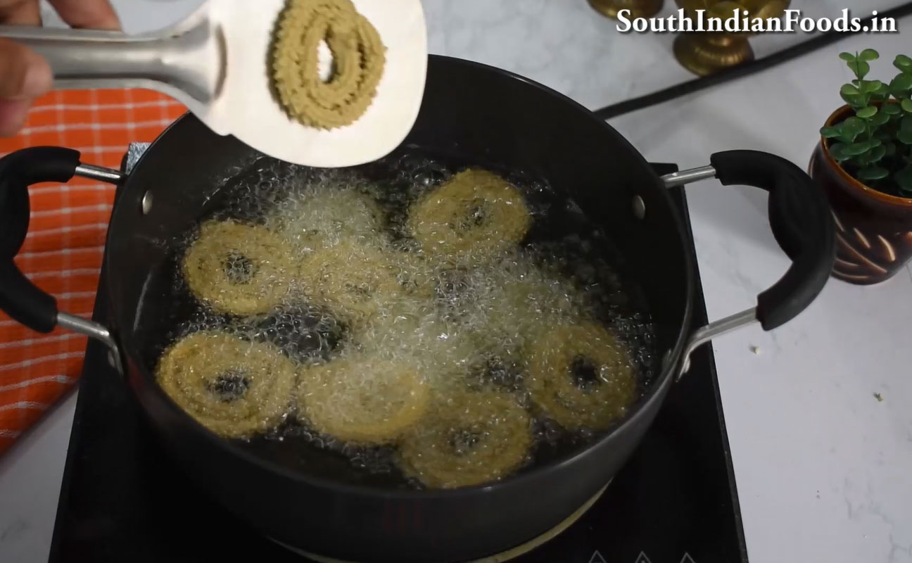 Kambu murukku recipe step 24
