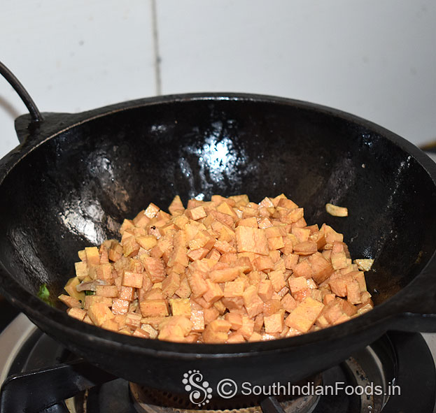 Add elephant yam cubes