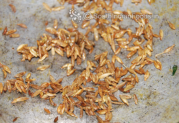 Roast cumin seeds