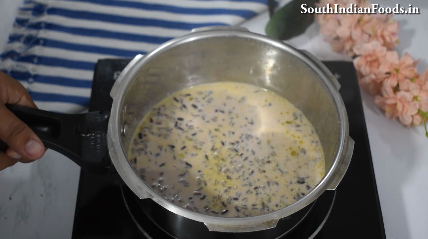 Kavuni arisi payasam