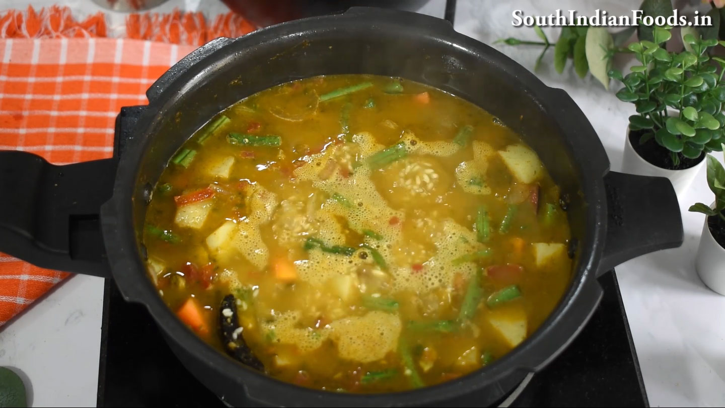 Kids veg lunch box pulav