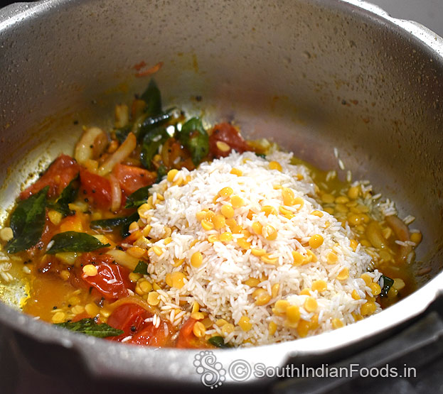 Add soaked rice & toor dal