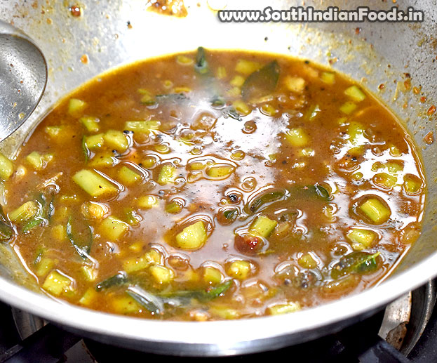 Simple puli kulambu ready, cut off heat
