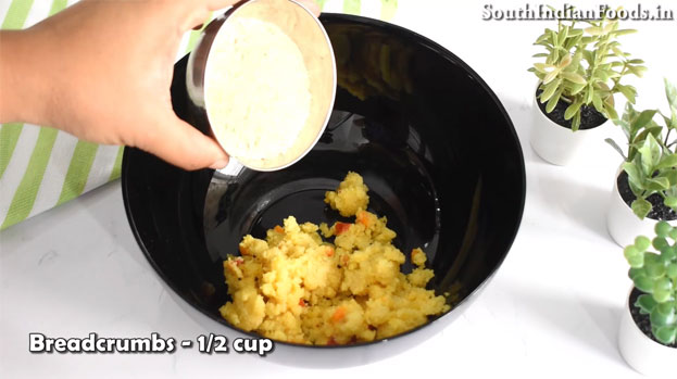 Leftover upma snack bites step 2