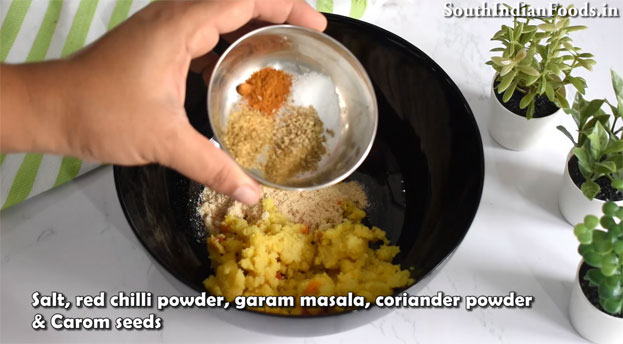 Leftover upma snack bites step 3