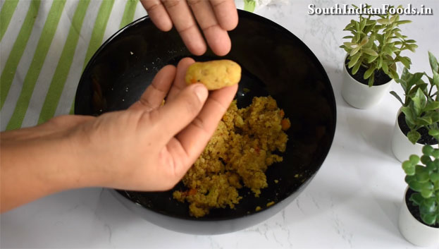 Leftover upma snack bites step 5