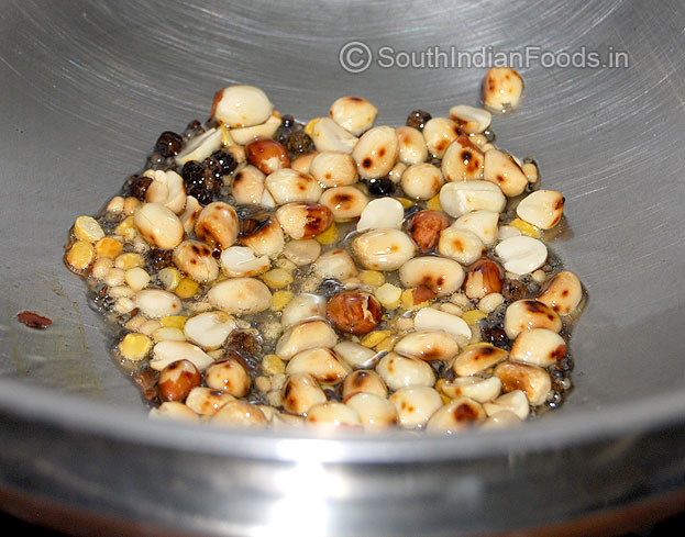 Add peppercorns and peanuts