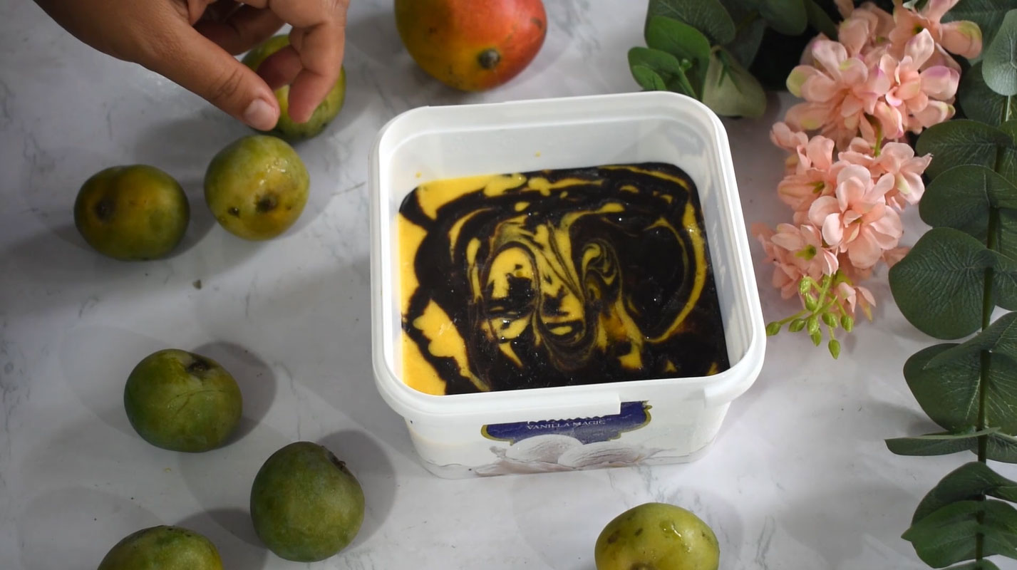 Mango chocolate ice cream 1