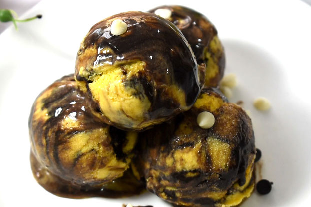 Mango chocolate ice cream 1