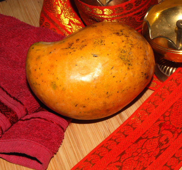 Take 1 ripe mango