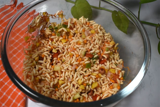 Masala pori step 17