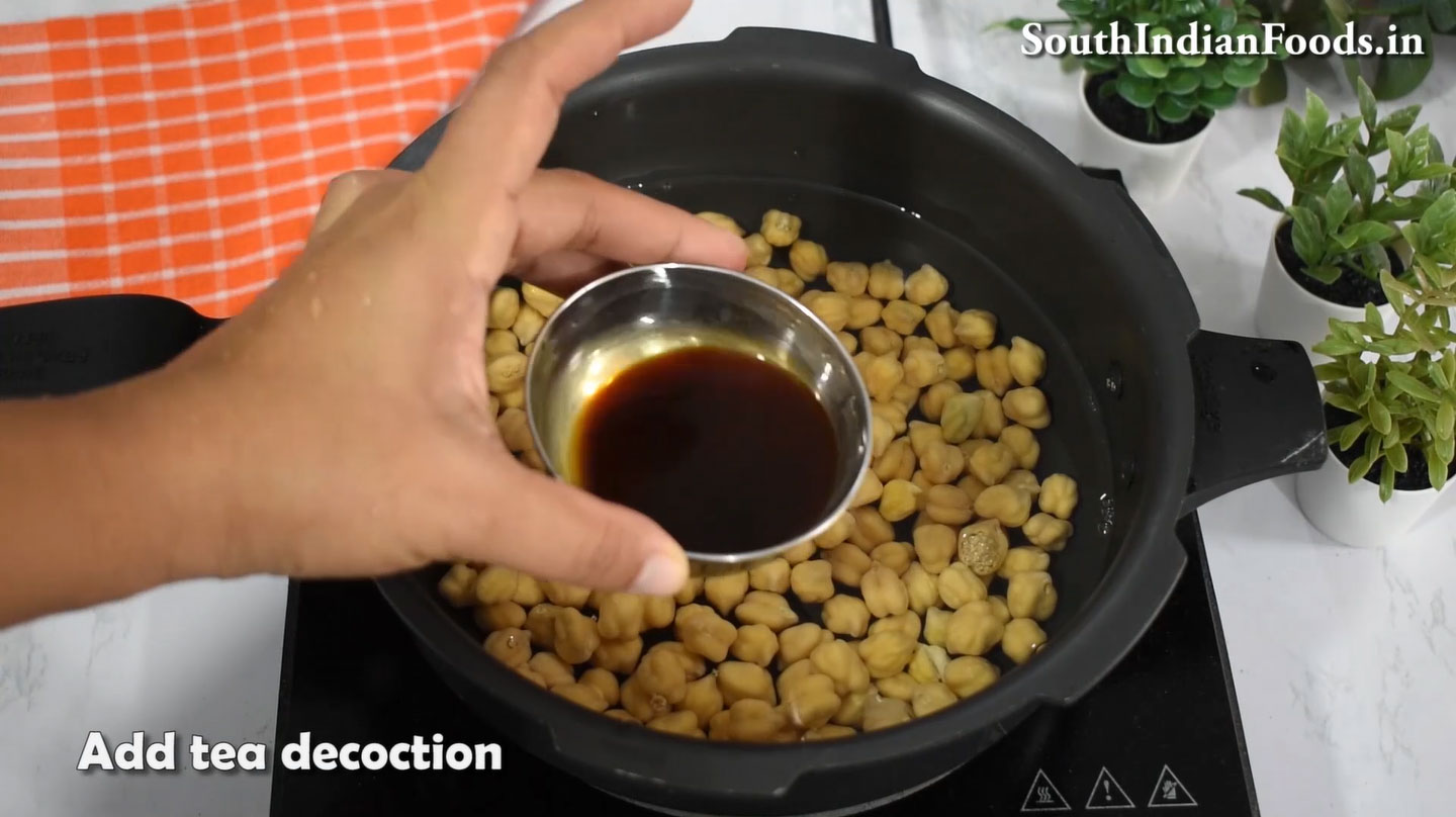 Masala puri chana masala  25