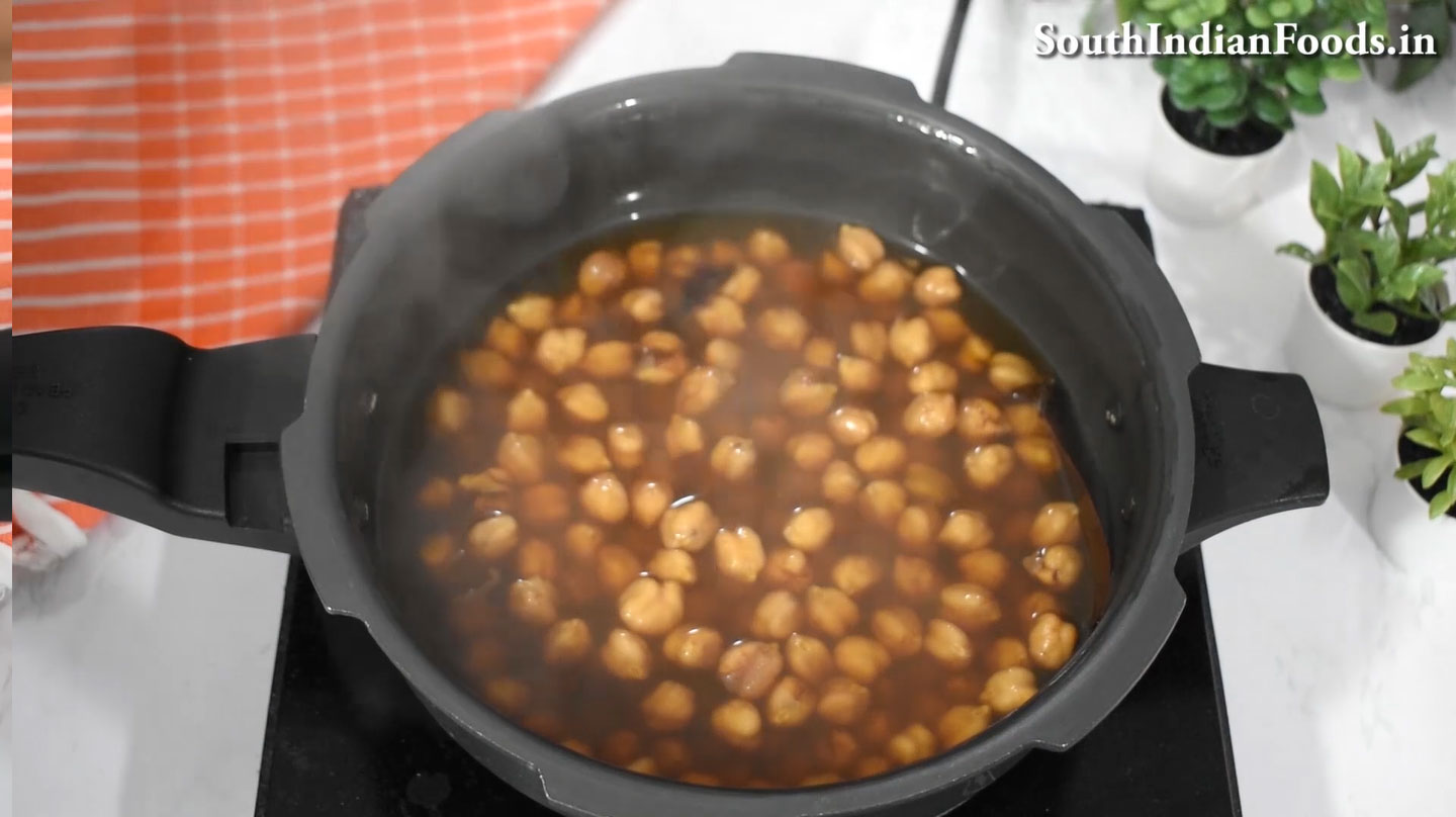 Masala puri chana masala  25
