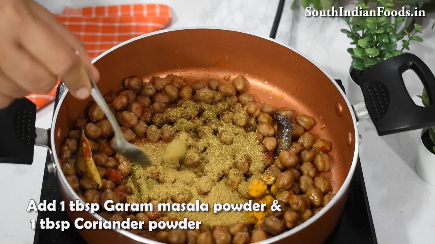 Masala puri chana masala  25