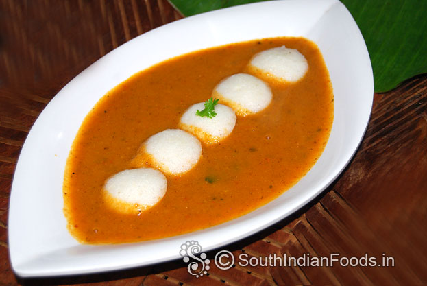 Coconut chutney with mini idli for kids