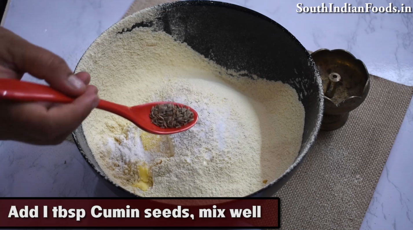 mini pottukadalai murukku recipe step 8