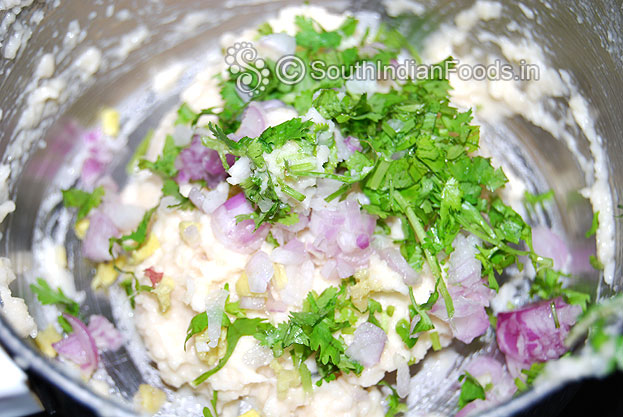 Add chopped ginger, shallots, corainder & curry leaves