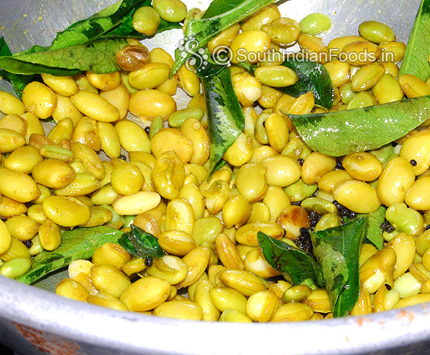 Add boiled mochakottai