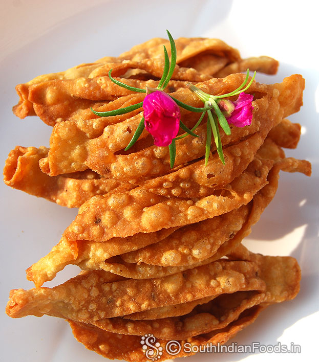 Crispy flower shaped nimki