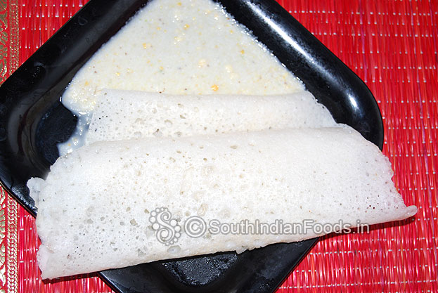 Neer dosa with coconut chutney