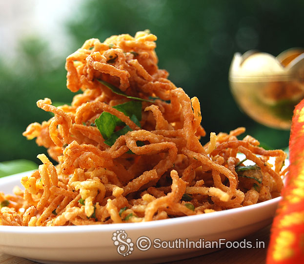Delicious and crispy noodles pakoda ready, serve hot