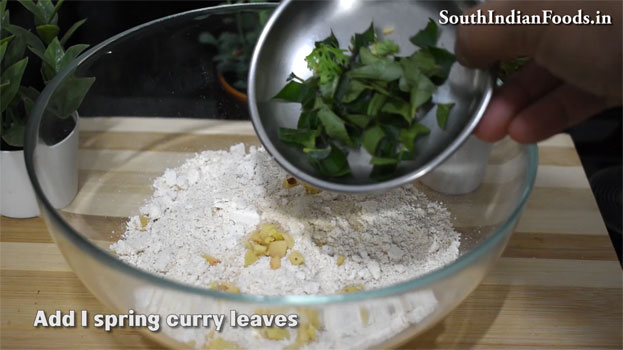 Rava Thatte idli recipe step 1