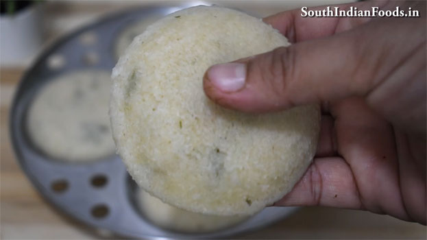 Rava Thatte idli recipe step 1