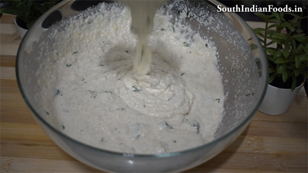 Rava Thatte idli recipe step 1