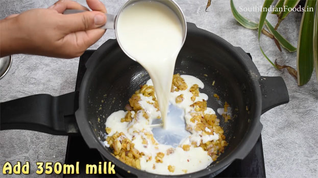 One pot white sauce pasta step 10