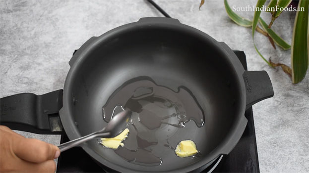 One pot white sauce pasta step 2